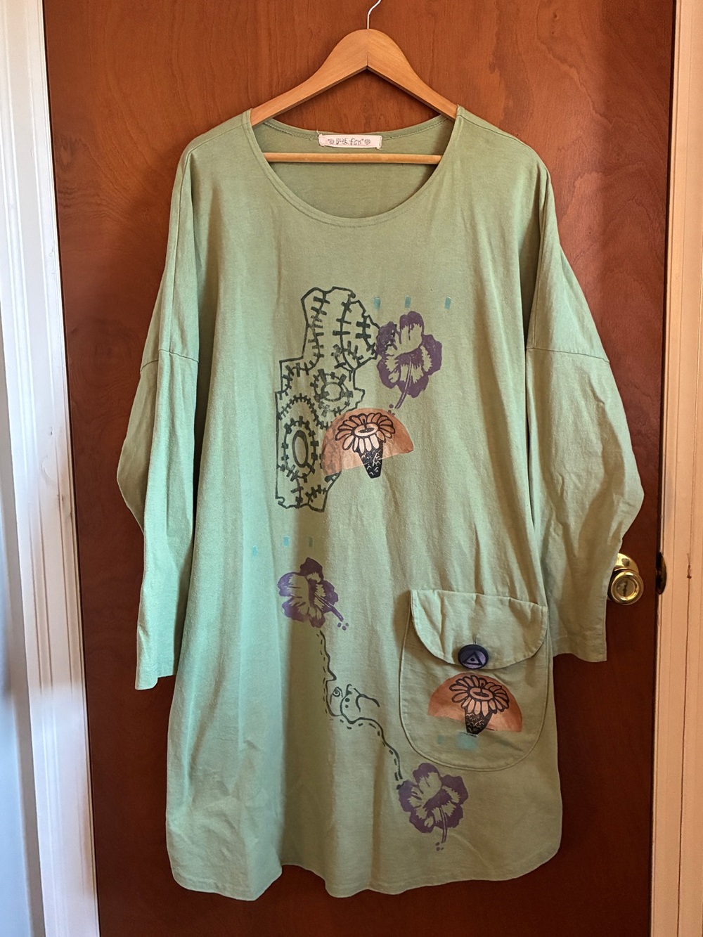 Blue Fish Sage Green Scoop Neck Tee
